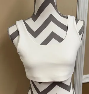 Nike crop top, sports bra thumbnail 1