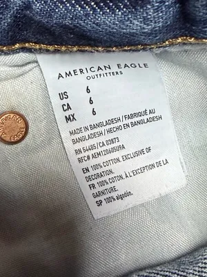 American Eagle 90s Boyfriend Denim Jean Short Womens 6 Distressed Ripped Jorts thumbnail 8