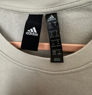 Adidas Sweatshirt thumbnail 2