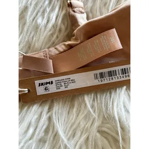 Skims Wireless Super Push up Bra Clay Size 30D thumbnail 8