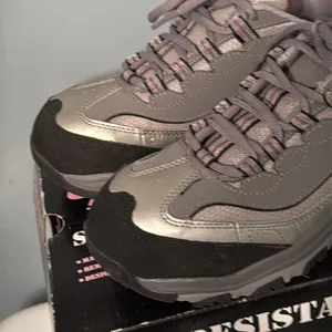 Skechers D’Lite Slip Resistant Composite For Work Shoes‎ Size 7 thumbnail 3