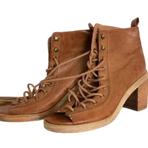 Lace Up Chunky Heels‎ Brown Size 6 thumbnail 1