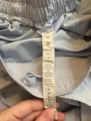 Lululemon Shorts Hotty Hot 2.5" thumbnail 3