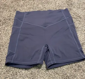 Halara Shorts size XL thumbnail 1
