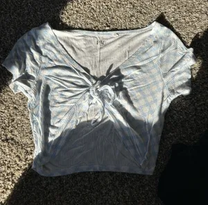 PacSun Cropped Top thumbnail 1
