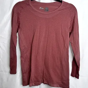 Zyia Active Womens Size Medium Mauve Stripe Long Sleeve Yoga Workout Crew Neck thumbnail 1