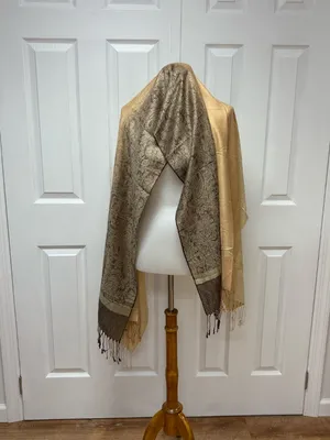 Gold and Black Paisley Pashmina Shawl With Fringes - 71" x 28"‎ - NEW In Bag. thumbnail 12