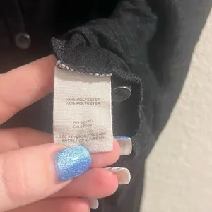 ✨Free People Black Crinkle Button Front Swing Crop Sz Medium Top✨ thumbnail 10