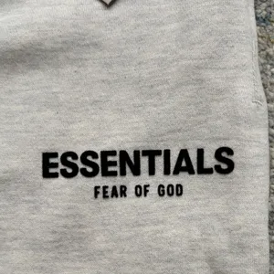 Essentials Fear Of God Relaxed Sweatpants Light Oatmeal Size S thumbnail 4