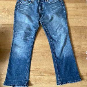 Joes Jeans👖 Size 27 Bootcut Low Rise Medium Wash Denim thumbnail 4
