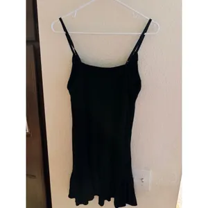 Jenni by Jennifer Moore Black Ruffle Cami‎ Nightgown Pink Rosebud Accent Large thumbnail 4