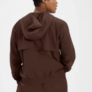 Girlfriend Collective Peregrine Windbreaker in Cocoa Brown Size Medium Zip Up thumbnail 3