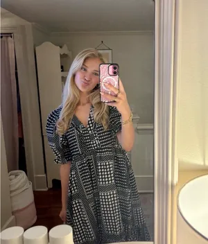Avara Aylin Maxi Dress Black thumbnail 3