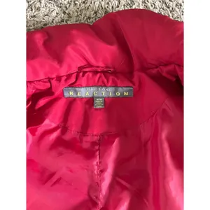 Kenneth Cole Reaction Women's Red Puffer Coat Size Medium‎ thumbnail 8
