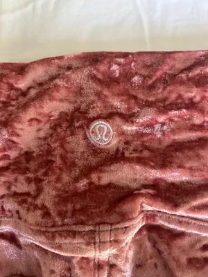 Lululemon Limited Edition Leggings thumbnail 2