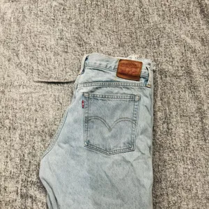 Women’s Light Blue Jeans thumbnail 2