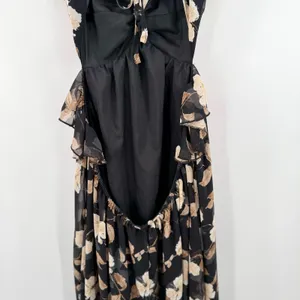 Petal & Pup Lucah Dress Size Large Frill Floral Maxi Wedding Formal Cocktail Blk thumbnail 12