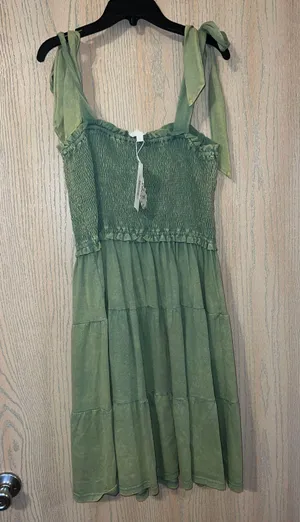 Green Sundress Size M thumbnail 2