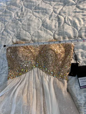 La Femme 19452 NWT White Gold Sequin Strapless Cocktail Dress Size 2 thumbnail 3