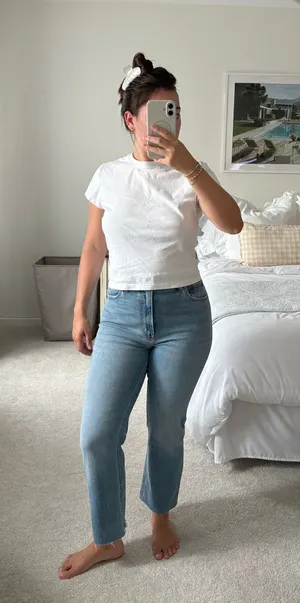 Abercrombie High-Rise Ankle Straight Jeans thumbnail 1