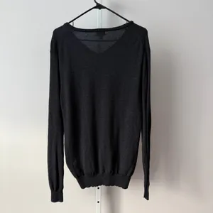 J.Crew‎ L Grey Sweater Slim Fit Merino Wool Minimalist Preppy Classic thumbnail 6