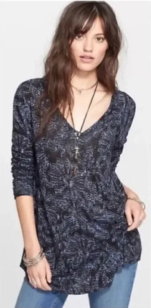 Free People Sahara Printed Asymmetrical Hem Blouse size S thumbnail 1