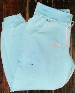 FIGS Scrub Pants Jogger thumbnail 1