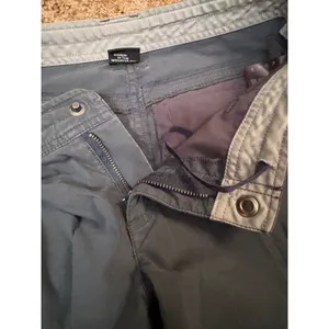 KUHL Women’s Spire Roll-Up Convertible Hiking Pants Gray Charcoal Gorpcore thumbnail 6