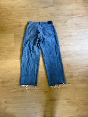 Abercrombie Curve Love Low-Rise Ultra Loose 28 LONG thumbnail 5