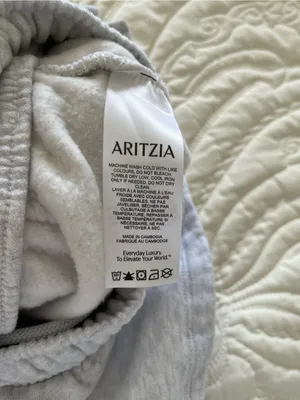 Aritzia
Cozy Sweatfleece Perfect Micro Short Lounge  size thumbnail 13