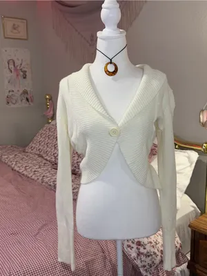 Y2K Women’s Cream Cropped Button-Front Sweater thumbnail 9