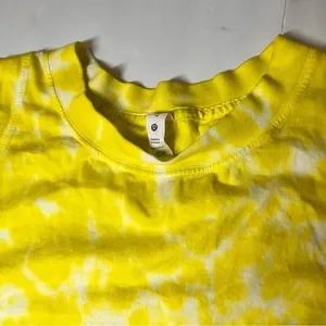 NWOT Lululemon All‎ Yours Cropped Cotton Tank Top Tie Dye Yellow Size 12 thumbnail 4