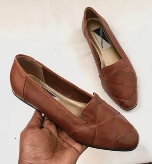 Vintage Brown Leather woven braided loafers flats almond toe preppy academia office siren core-Size 6 Measurements in pics Great condition thumbnail 1