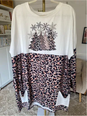 Christmas Tree Leopard Oversized Dress Sweatshirt XL Lounge Holiday Festive Boho thumbnail 2