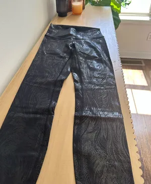 Lululemon Wunder Under High-Rise Tight 28" *Shine Acclimatize Black Black Foil 4 thumbnail 1