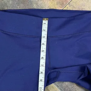 Fabletics Athletic Wear Cropped Pants Medium thumbnail 3