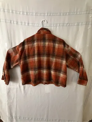 Easel Los Angeles Plaid Women’s size L Cropped Flannel Shirt Shacket (A616) thumbnail 7