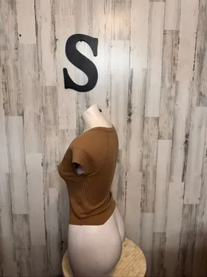 American Eagle Tan Brown Ribbed Henley Short Sleeve Crop Top Womens Small Button thumbnail 6