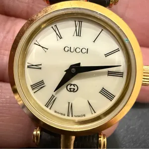 Vintage GUCCI 2000L Sherry Line Ladies Watch NEEDS BATTERY! thumbnail 9