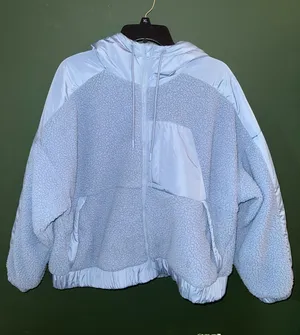 Old Navy Blue Crop Winter Jacket thumbnail 1