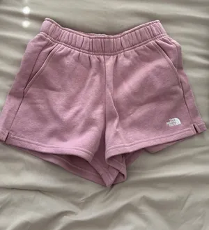 North face shorts  thumbnail 1