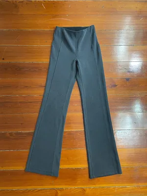 Lululemon Ribbed Softstreme Flare Leg Pants in Black Sz 4 🧡🎀 thumbnail 5