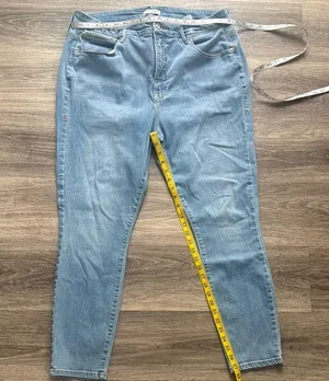 Good American Blue Skinny Jeans 18 with Light Wash Good Legs High Rise thumbnail 7