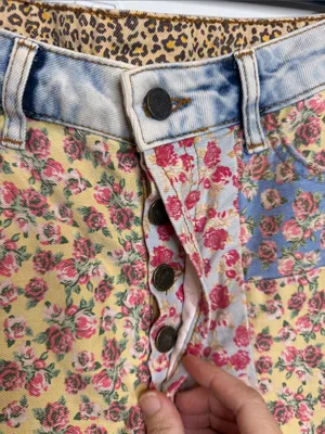 FARM Rio Anthropologie Floral Patchwork Denim-Trim Shorts sz 28 thumbnail 6
