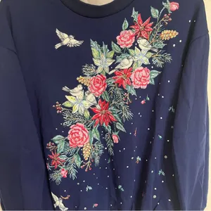 Vintage Nutcracker Brand‎ Christmas Wreath Peace Dove Crewneck Size Medium thumbnail 2