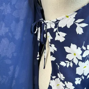 VICI Blue Floral Wrap Mini Dress Vneck Short Sleeve Spring Summer Size Medium thumbnail 7