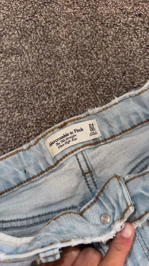 Abercrombie Jeans 90s Straight Ultra High-Rise thumbnail 2