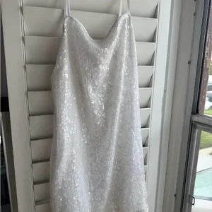 Stuad White Sequin Mini Dress sz 8 thumbnail 3