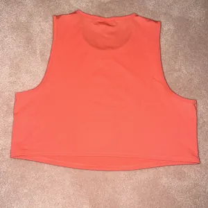 Gymshark Lightweight Cropped Tank Top thumbnail 2