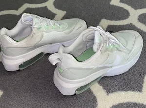 Nike Women’s Air Max Verona thumbnail 4